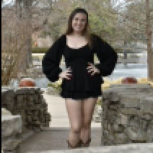 Meet your Posher, Alyssa